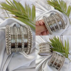 Pack Of 16 Bangles