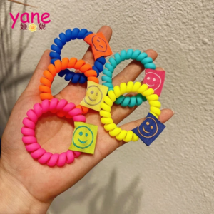 Smile Matte Spiral Hair Ties With Box